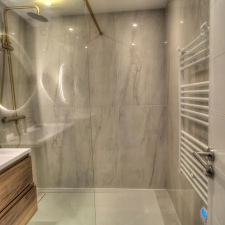 Appartement Alc - Bs4 - 8 Min Beaches - 19 Min Palais Cannes